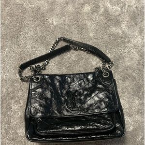 YSL Nikki medium black